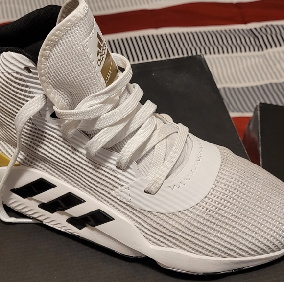 Casual or basketball shoes come and get it cheap - Picture 2 of 16